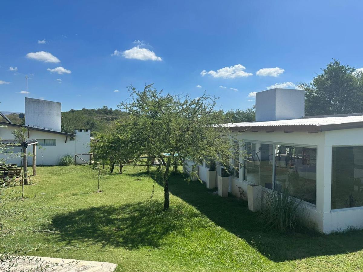 El Rincon De Jose Luis - Cabanas Y Restaurante Tanti Εξωτερικό φωτογραφία